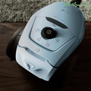 جاروبرقی آاگ مدل VX82-1-4MB
