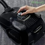 جاروبرقی آاگ مدل VX7-2-OKOX